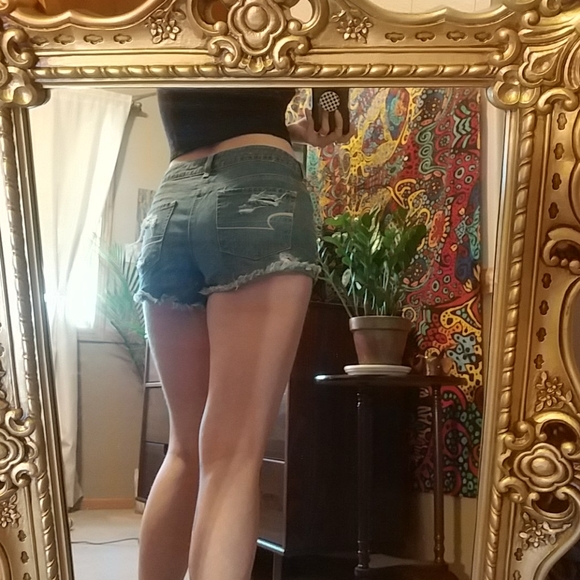 American eagle Jean shorts - Picture 3 of 3